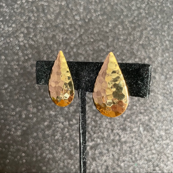 Vintage Gold Tone Hammered Drop Earrings - Picture 2 of 6